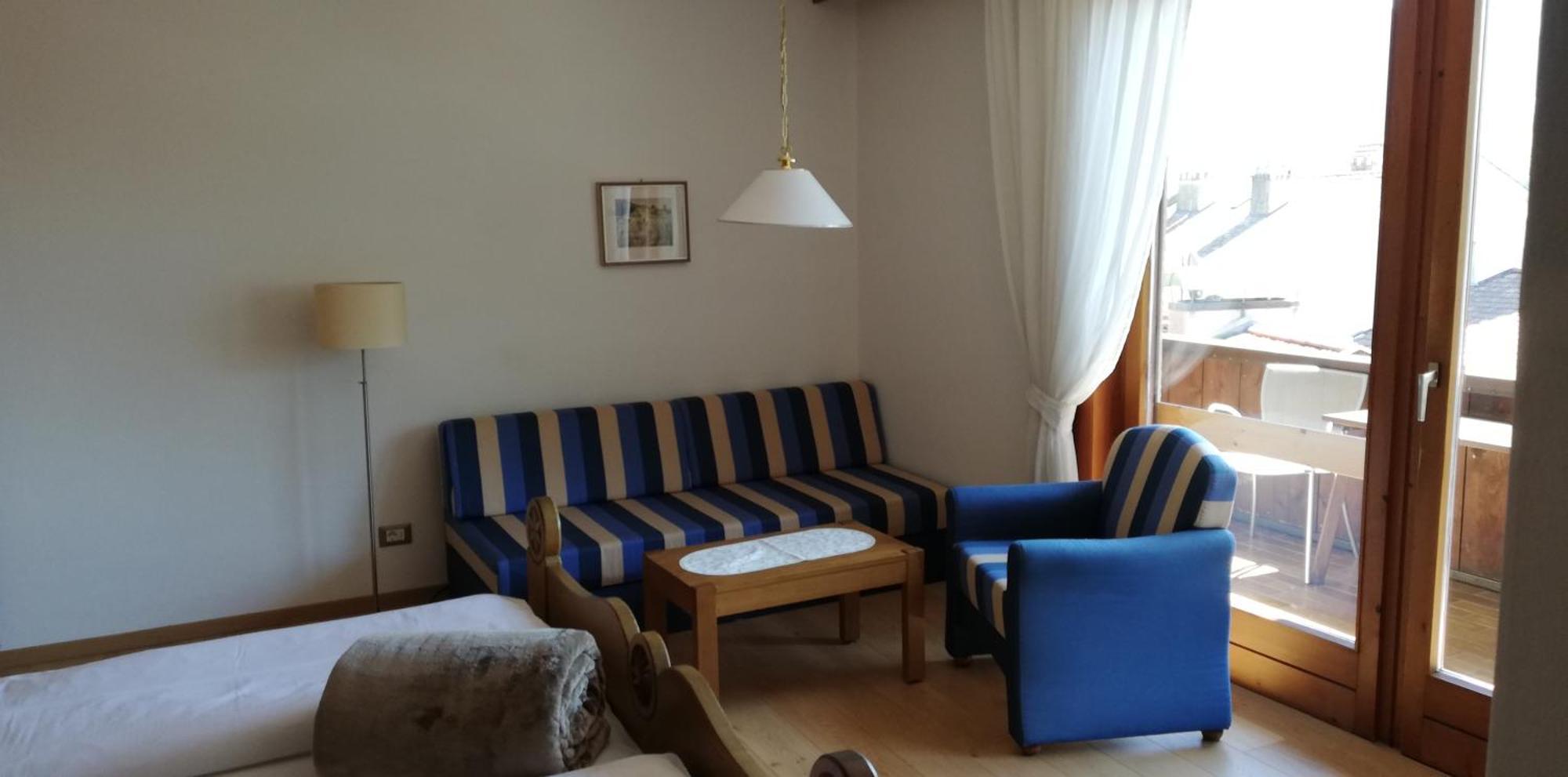 Ferienwohnungen St Hippolyt Mit Hallenbad Lagundo Exterior foto